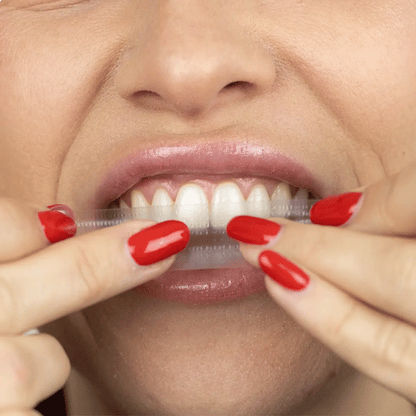 2x1 Tiras Blanqueadoras 3D Pro® – Luce Dientes Más Blancos en 30 Minutos